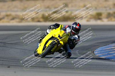 media/Jan-09-2022-SoCal Trackdays (Sun) [[2b1fec8404]]/Turn 11 (935am)/